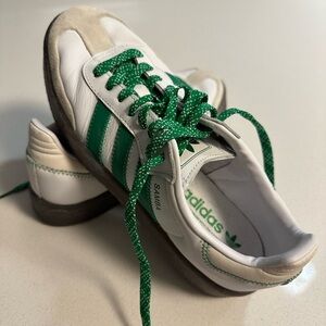 ✨Adidas✨Samba Sneakers Women Size 8